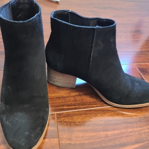 Black booties - Picture 2 of 2